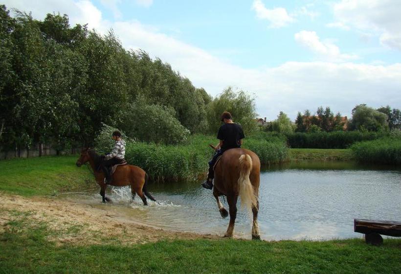 호텔 Stara Stajnia