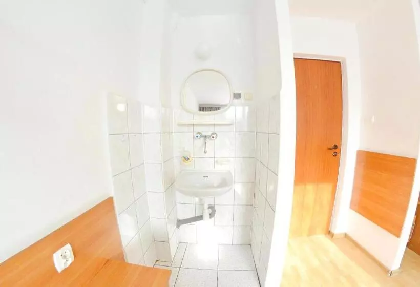 ホテル Twój Hostel Ruda śląska