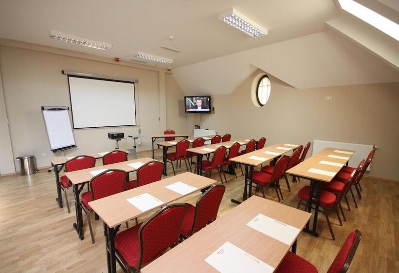 בית מלון כפרי Vabank