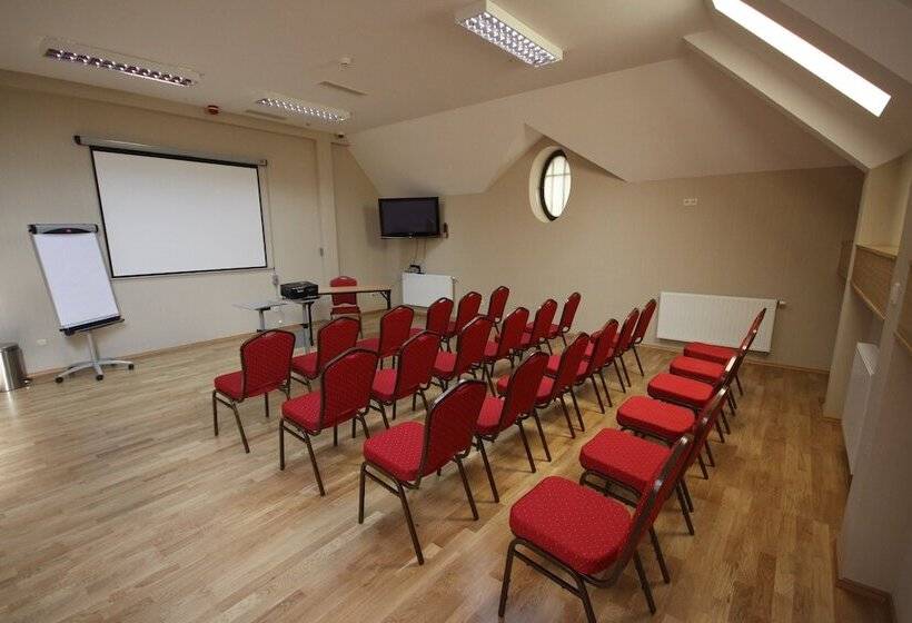 בית מלון כפרי Vabank