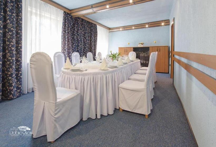 호텔 W Dobieszkowie