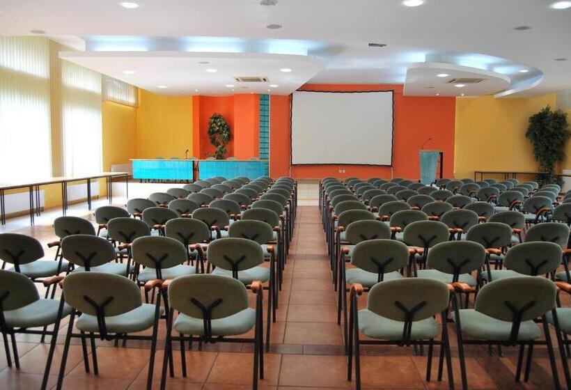 호텔 W Dobieszkowie