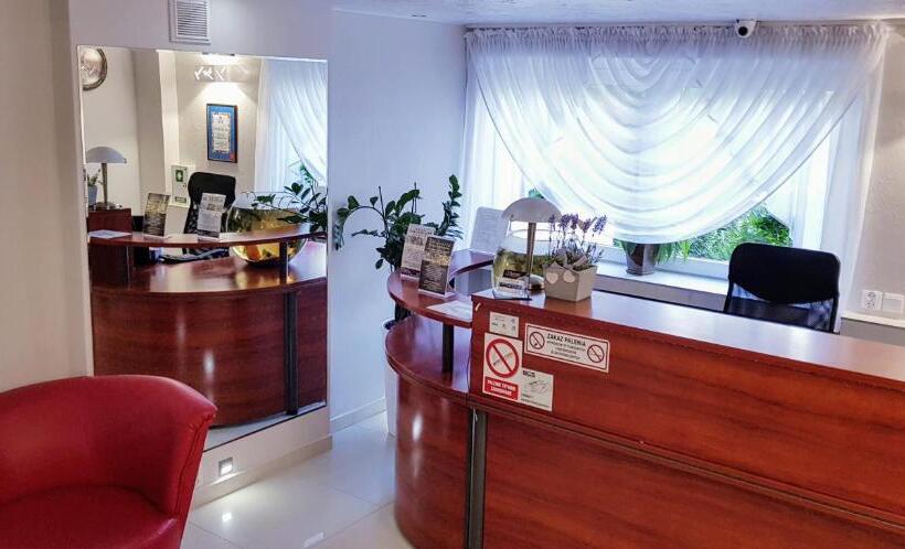 فندق Willa-restauracja Victoria