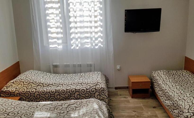 فندق Willa-restauracja Victoria