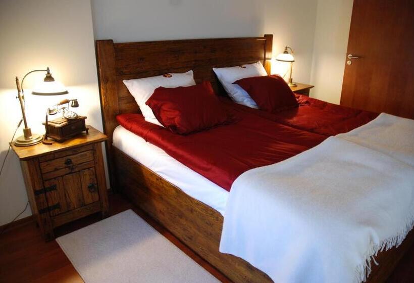 فندق Zamek Królewski W Niepołomicach