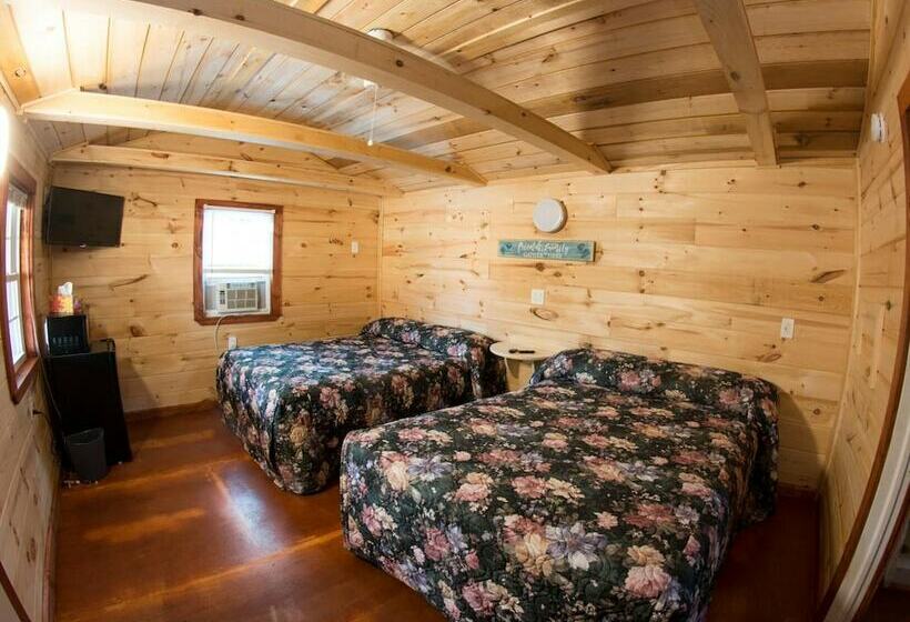 King Hendrick Motel And Suites