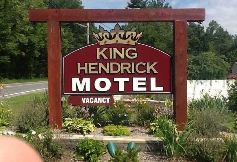 King Hendrick Motel And Suites