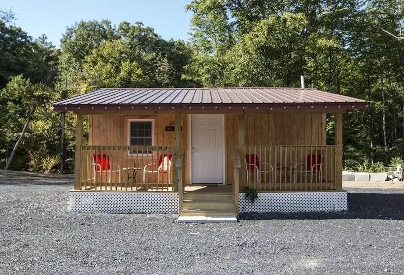 King Hendrick Motel And Suites