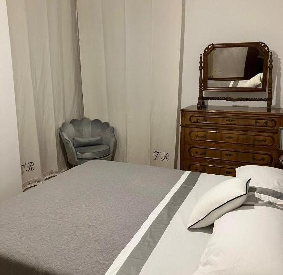 تختخواب و صبحانه La Casa Delle Querce