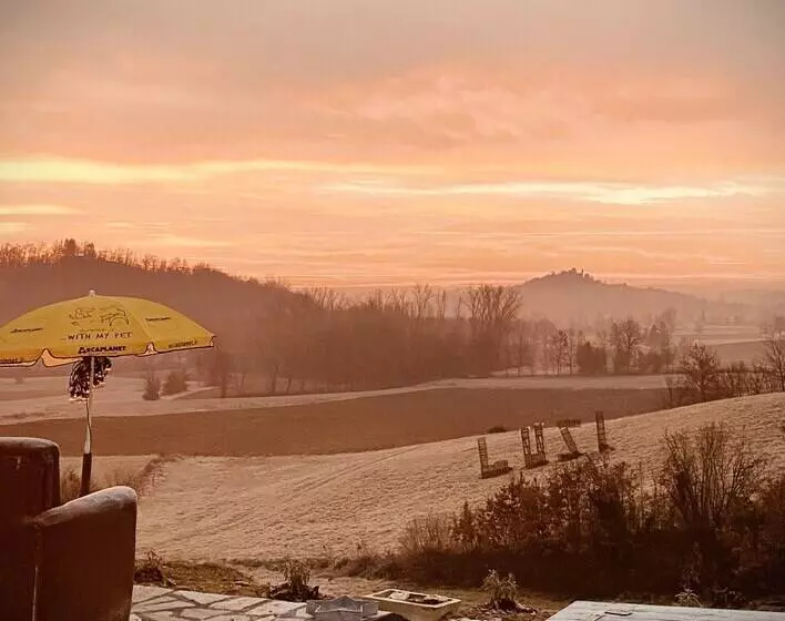 ベッドアンドブレックファースト Lusi è In Collina