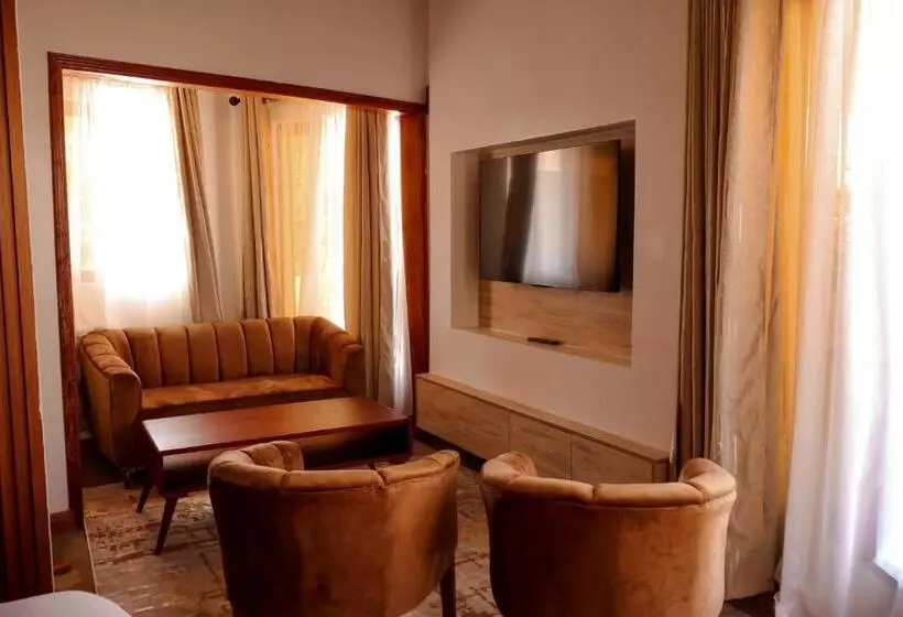 تختخواب و صبحانه Winter Villa Resort & Spa Limited