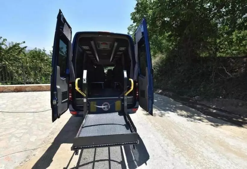 Hotelli Alexander Mountain Resort