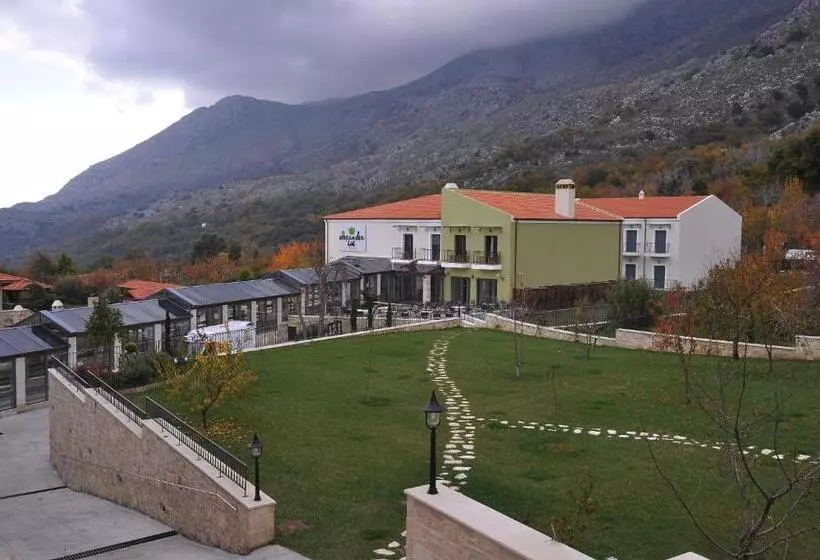 Hotelli Alexander Mountain Resort