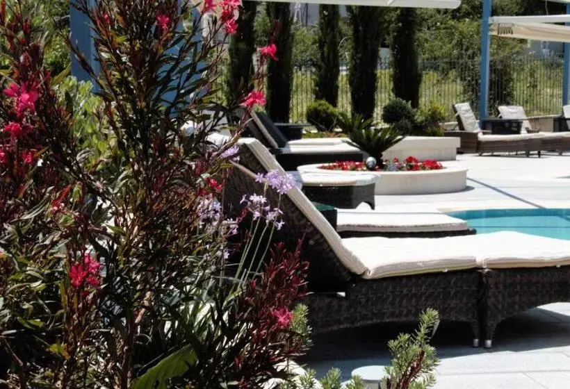 Hotelli Alexander Mountain Resort