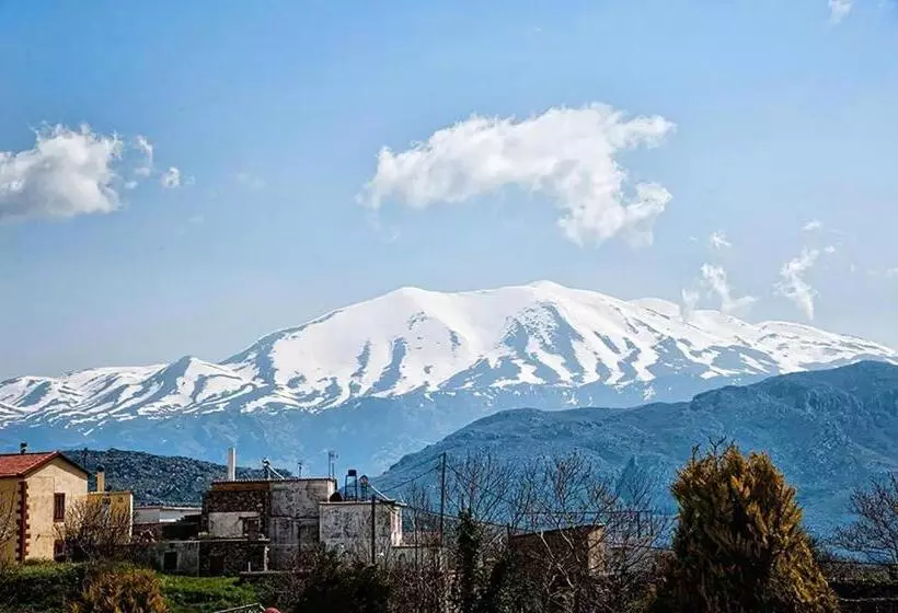 Hotelli Alexander Mountain Resort