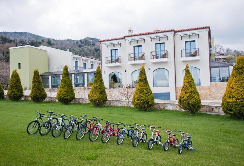 ホテル Alexander Mountain Resort