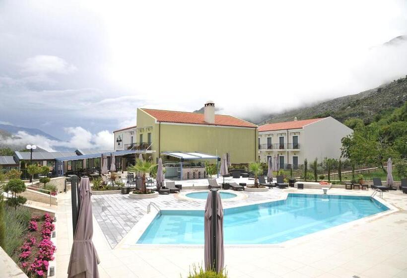 ホテル Alexander Mountain Resort