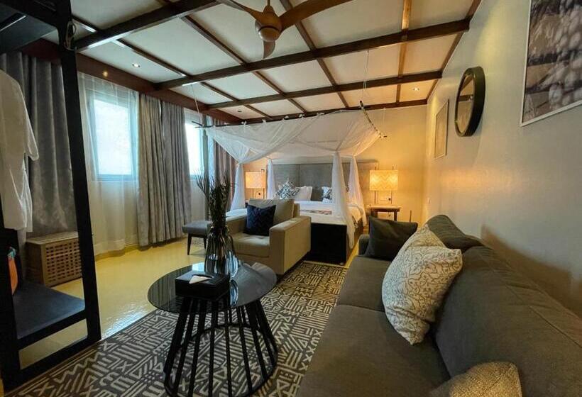 هتل Governor S Residence