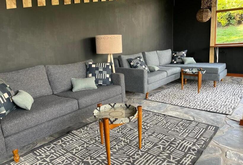 هتل Governor S Residence