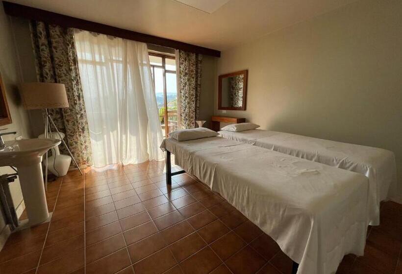 هتل Governor S Residence