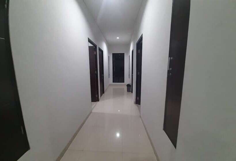 Hotel Oyo Life 93289 Jelita Residence 2