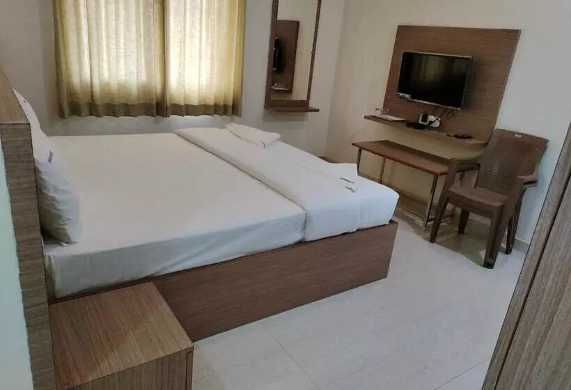 ホテル The Karthikeya Inn, Tirupati