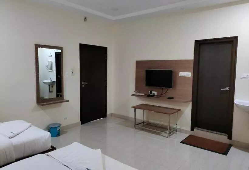 ホテル The Karthikeya Inn, Tirupati
