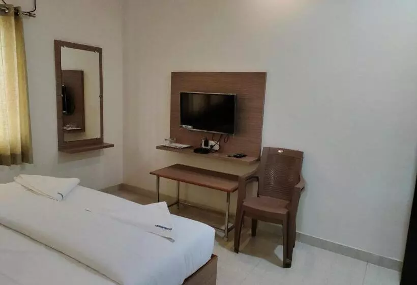 ホテル The Karthikeya Inn, Tirupati
