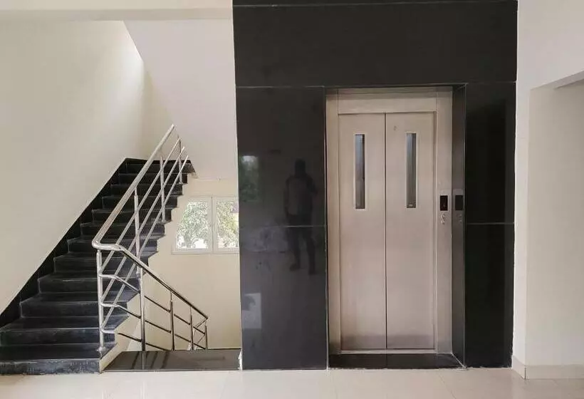ホテル The Karthikeya Inn, Tirupati