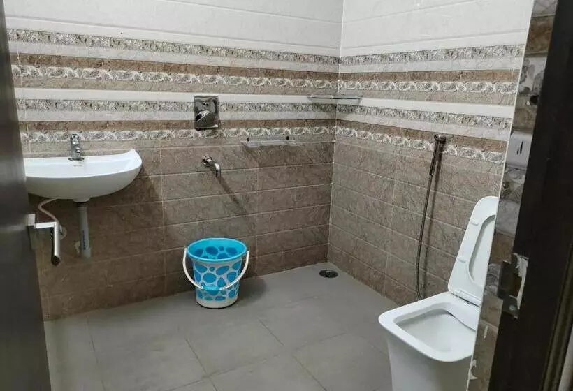 ホテル The Karthikeya Inn, Tirupati