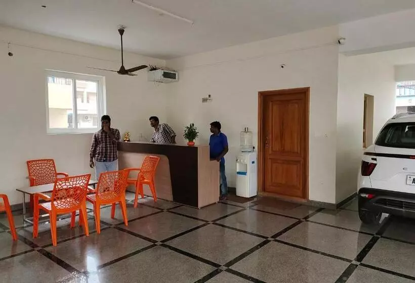 ホテル The Karthikeya Inn, Tirupati