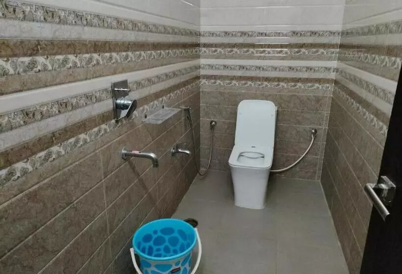 ホテル The Karthikeya Inn, Tirupati