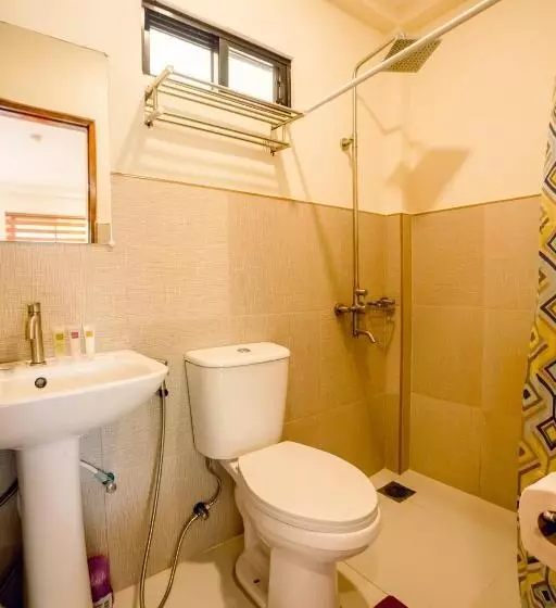 Hotelli Villa Lourdes Resort