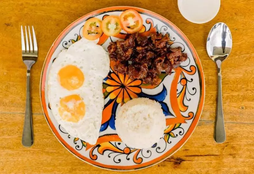 Hotelli Villa Lourdes Resort