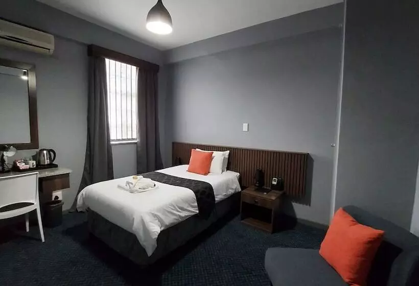 Indaba Hotel   Sasolburg