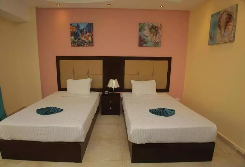 Lusinda Hotel Management By Zad