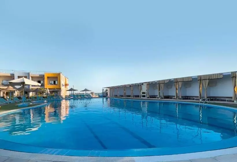 Lusinda Hotel Management By Zad