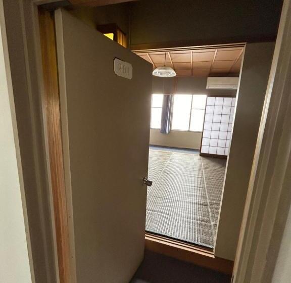 Pensionat 高島市安曇川町琵琶湖徒歩3分エクシブ 高島 近くbbq自転車無料貸出