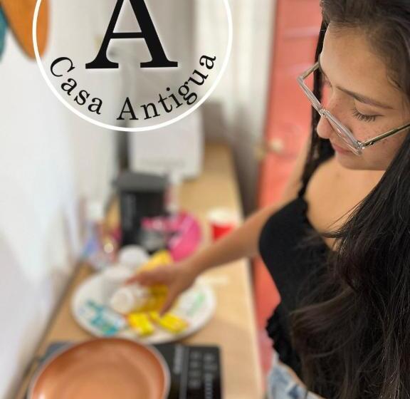 پانسیون Hostal Casa Antigua Santa Ana