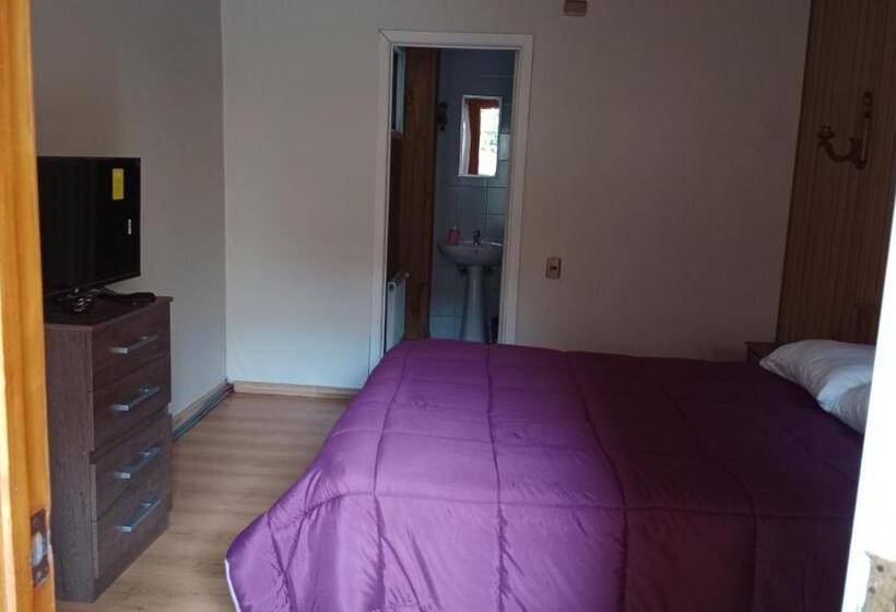 پانسیون Hostal Casita Española