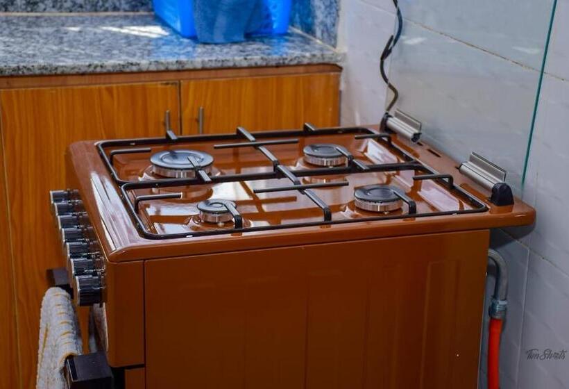 تختخواب و صبحانه Juston Homes Airbnb Kisii