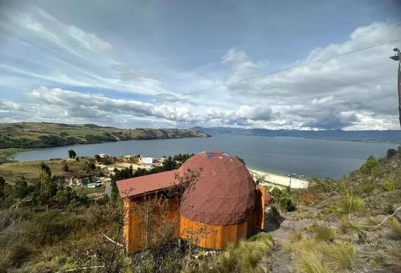 Aamiaismajoitus (B&B) Lago De Tota Playa Blanca Glamping Kairos