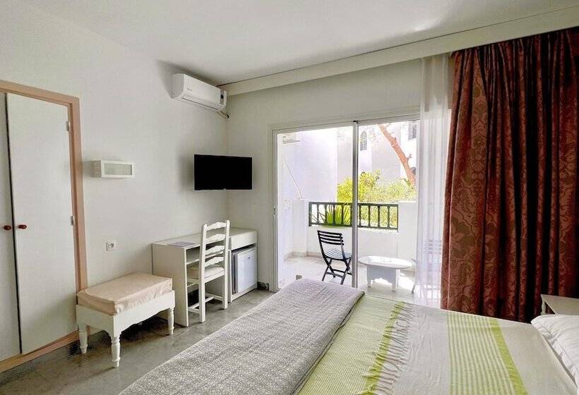 민박 Résidence Neffati