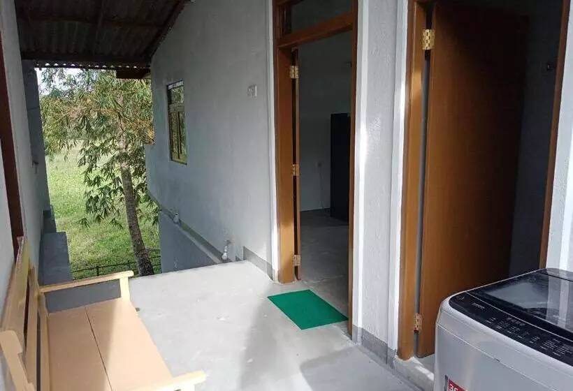 Aamiaismajoitus (B&B) Thalduwa Pavilion