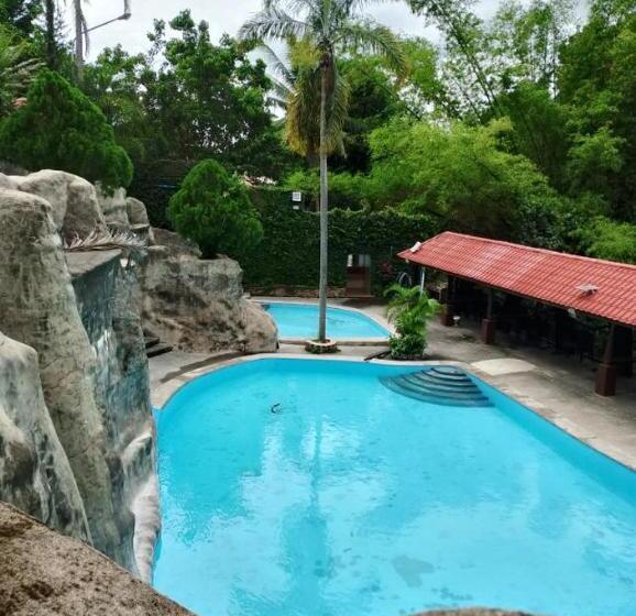 Casa Patricia Hotel & Resort