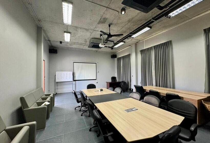 Hotel Chainam Charmchuree Residences Cafe And Spa