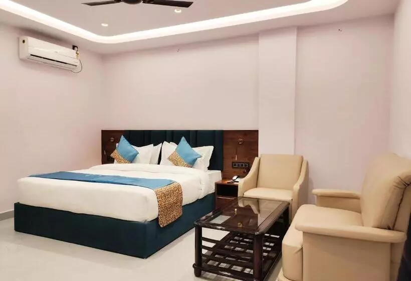 Hotelli Emerald Suites