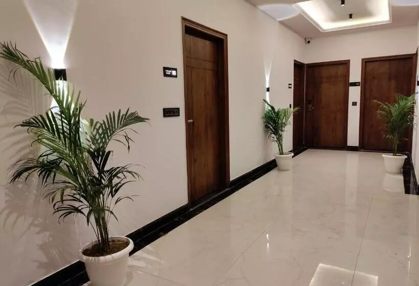 Hotelli Emerald Suites