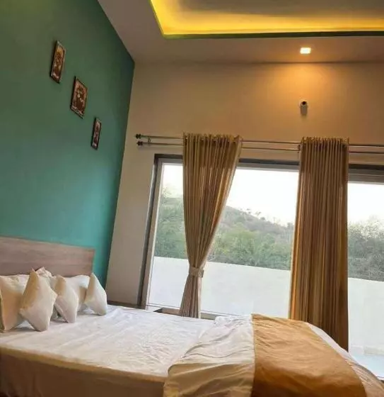 ホテル Inn gulmarg