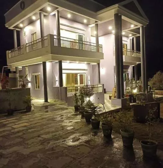 ホテル Inn gulmarg